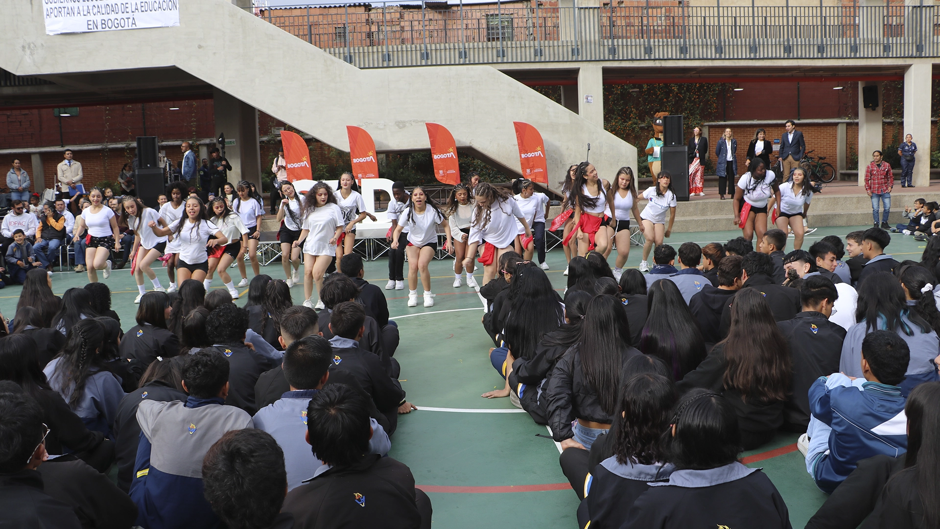 En Bosa, se llevó a cabo la jornada de elección del Gobierno Escolar en los colegios de Bogotá para elegir Contralores, Personeros y Cabildantes Estudiantiles 2024.