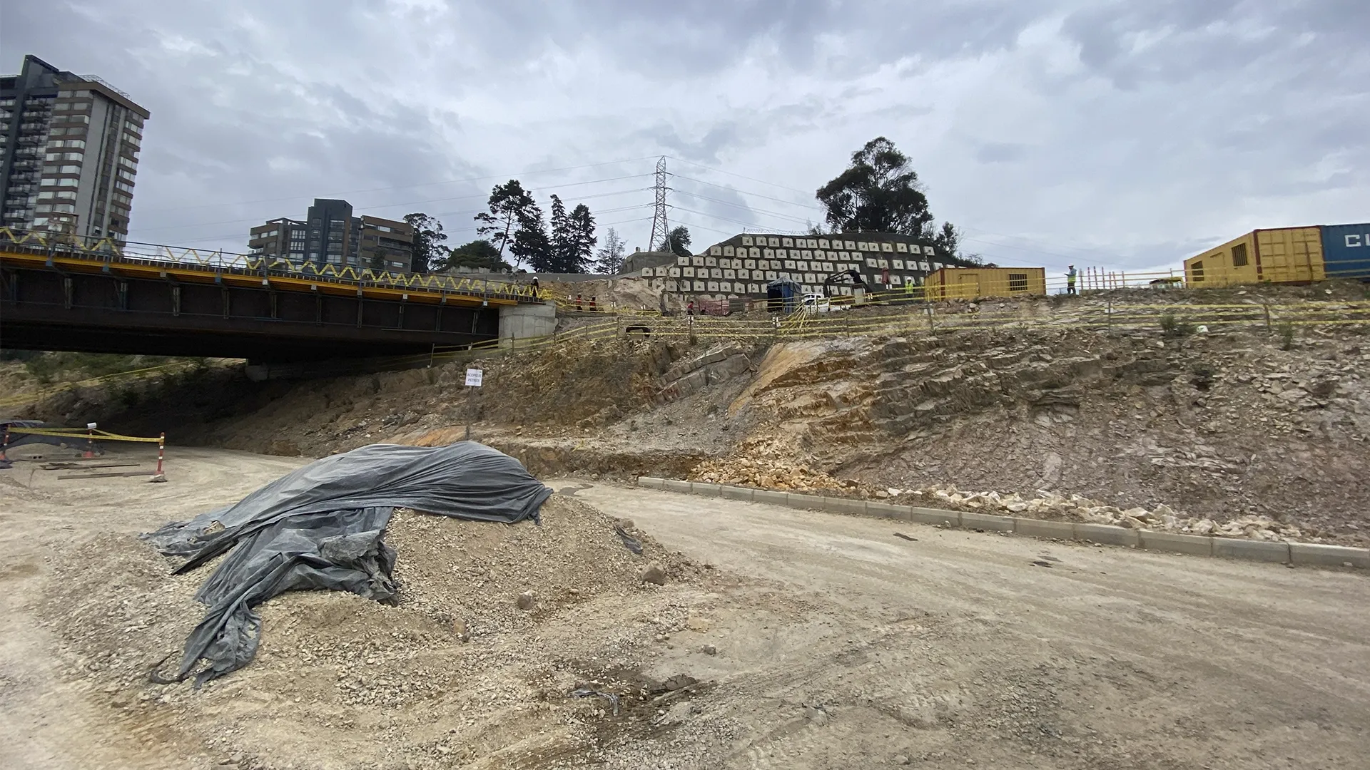 La visita a esta obra se hizo para verificar el estado de la estructura ubicada en el noroccidente de Bogotá.