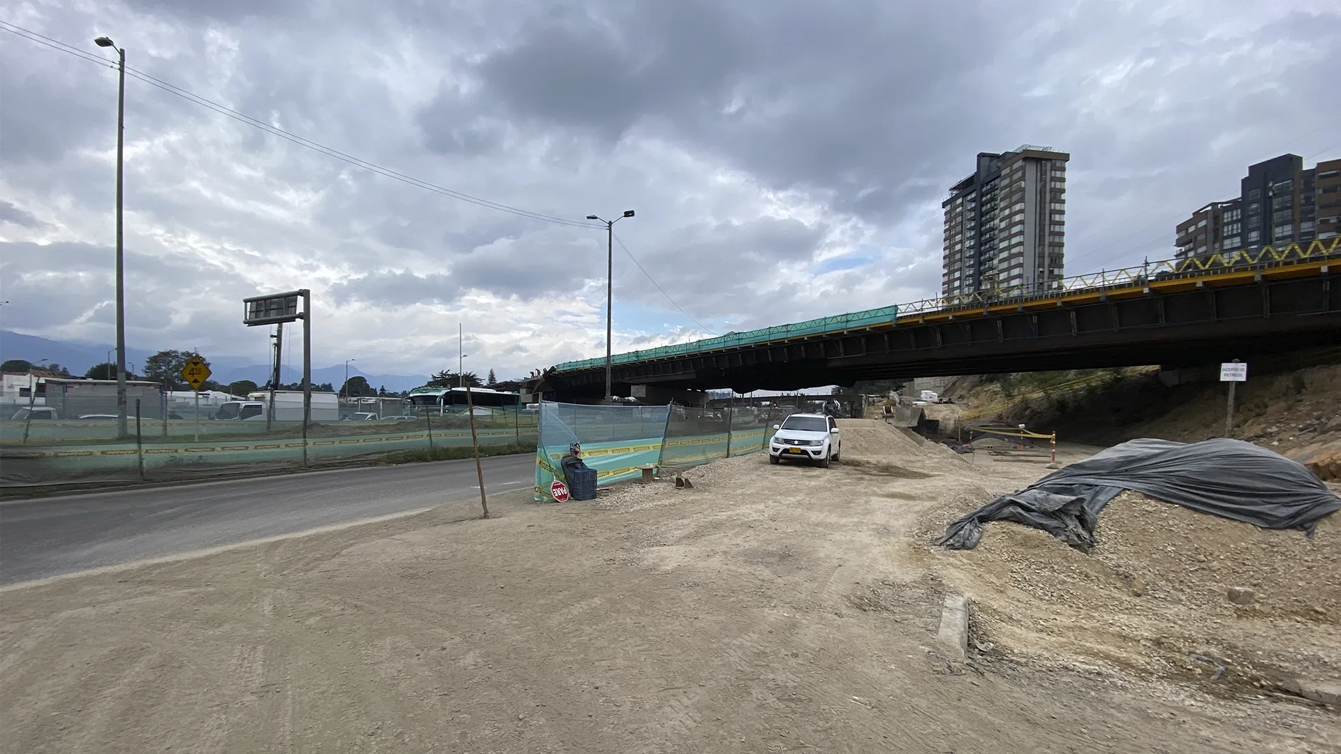 La visita a esta obra se hizo para verificar el estado de la estructura ubicada en el noroccidente de Bogotá.