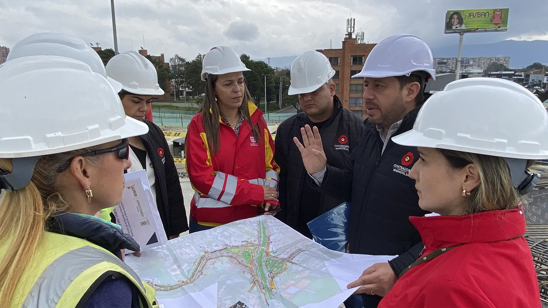 La visita a esta obra se hizo para verificar el estado de la estructura ubicada en el noroccidente de Bogotá.