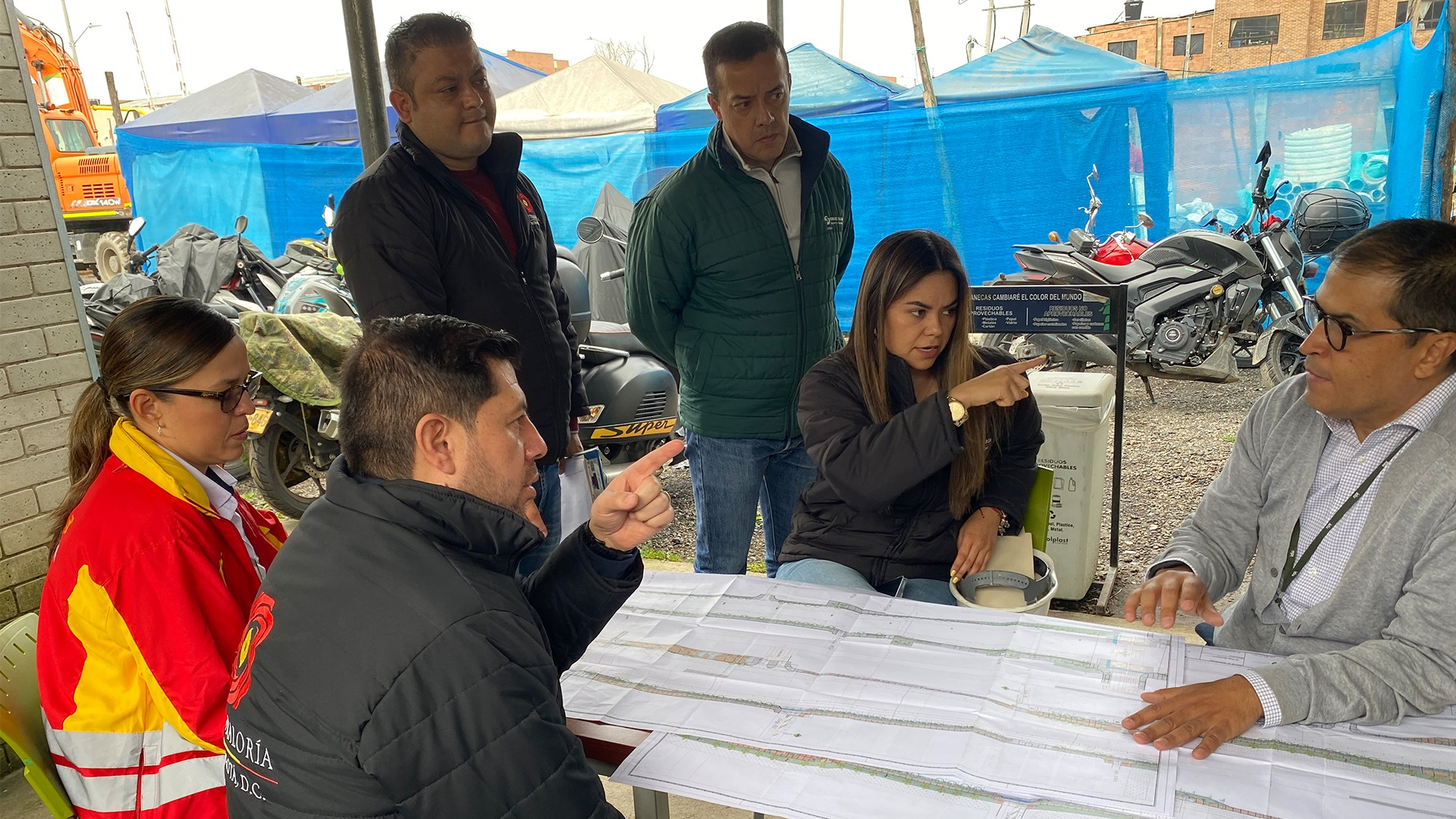 La Contraloría visitó dos importantes obras de movilidad que se desarrollan en el norte de Bogotá: la Avenida Laureano Gómez y la Avenida Rincón. El objetivo, constatar el avance de estos proyectos que están en seguimiento bajo el programa ´Vamos a la Obra´.