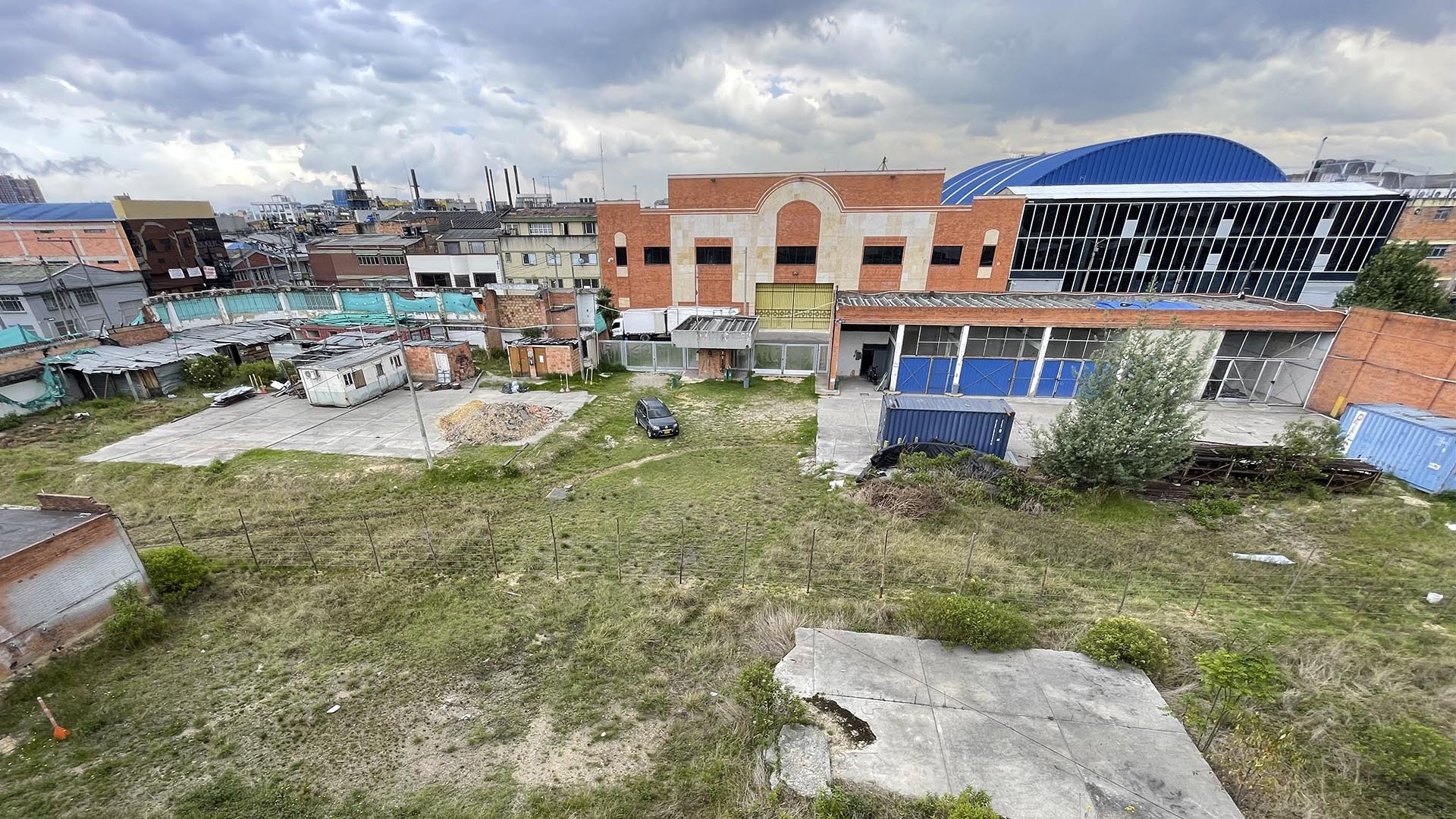 La Contraloría de Bogotá D.C. profirió fallo de responsabilidad fiscal en cuantía de $23.787 millones contra exfuncionarios de la ETB, contratistas de obra, e interventores, del fracasado proyecto 'Data Center Alma' (en la foto).