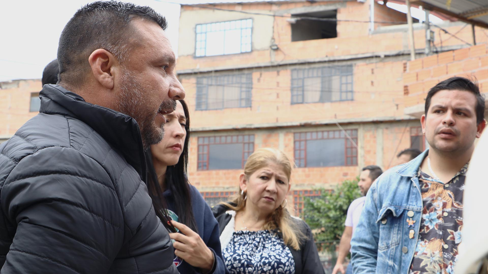 La Contraloría de Bogotá con las direcciones de Participación Ciudadana y de Educación, realizó una jornada especial de control fiscal con visitas a obras, encuentros ciudadanos (incluidos estudiantes) y revisión de contratos, en la Localidad de Ciudad Bolívar. Este tipo de actividades seguirán desarrollándose por todas las Localidades.
