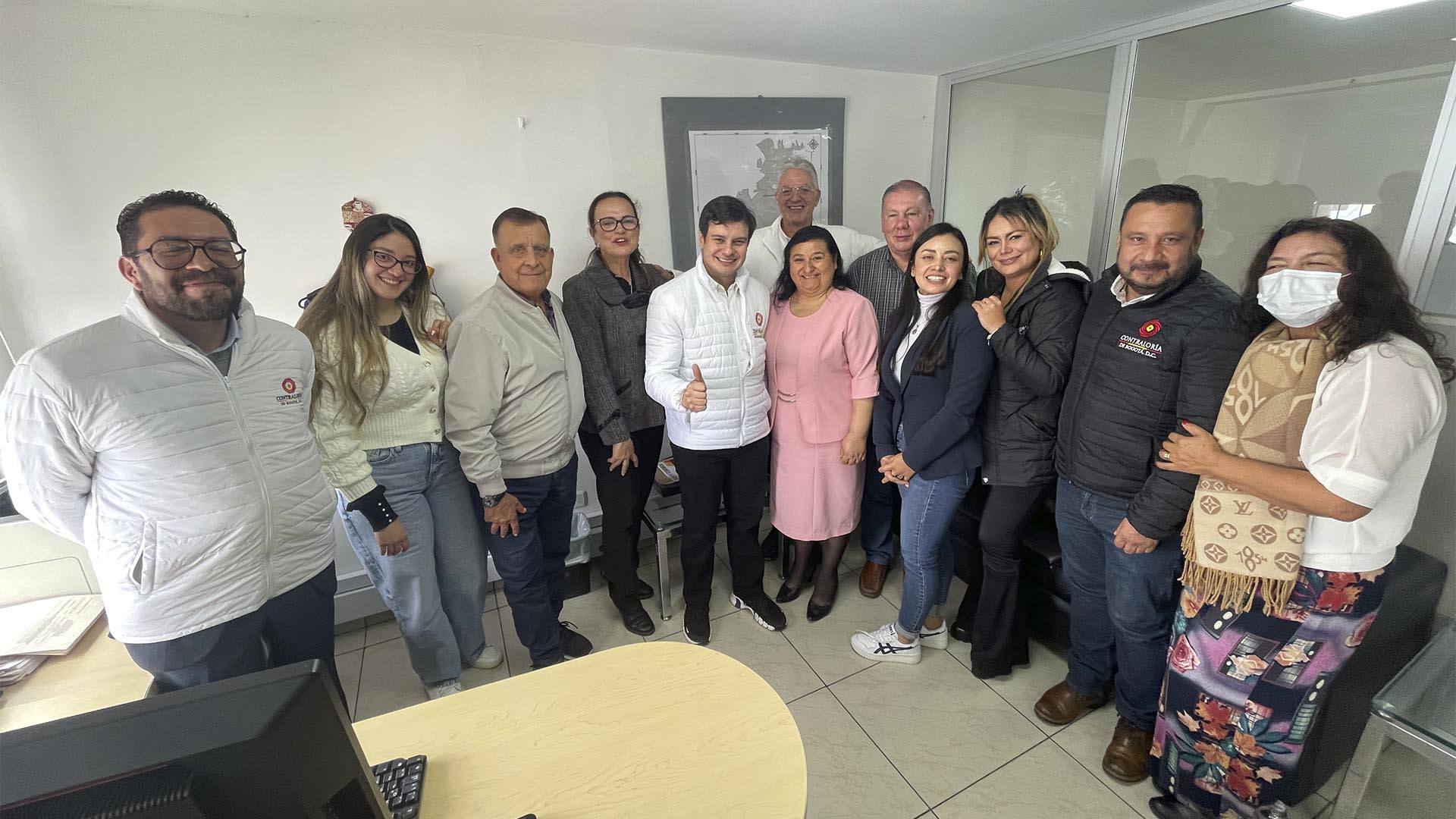 La Dirección de Participación Ciudadana y Desarrollo Local de la Contraloría, en cabeza de David José Valencia, realizó una jornada especial de control fiscal y diálogo con las comunidades en la Localidad de Suba, donde además de reuniones con sus habitantes y con la alcaldesa encargada Ana Isabel Hortúa, se hicieron visitas a proyectos como el sendero ecológico Niza Antigua.