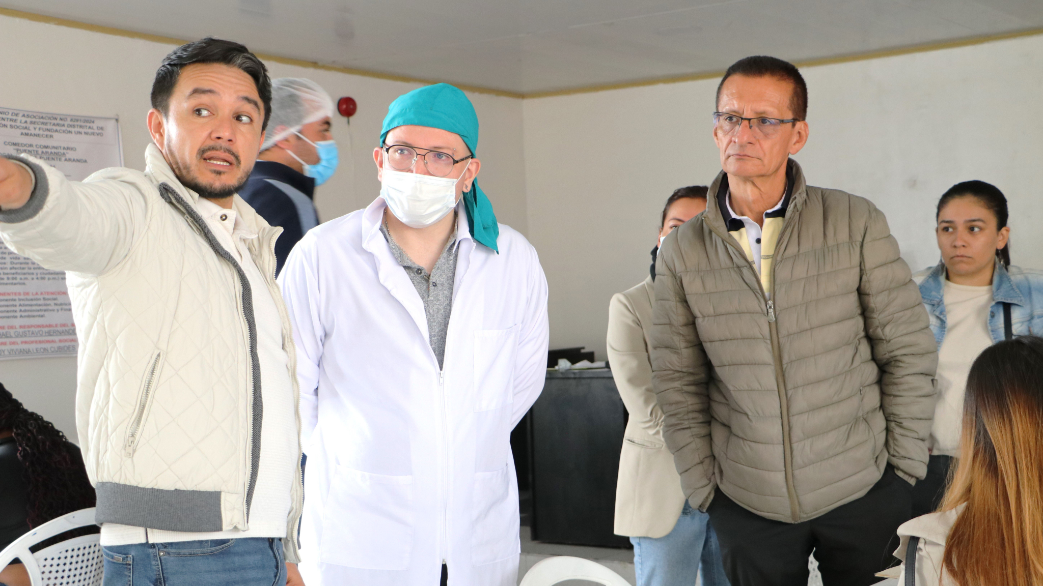 Con nuestro equipo de la Dirección de Integración Social, visitamos estos espacios distribuidos en las 20 localidades de Bogotá, en los cuales se invierten más de $11.000 millones para su funcionamiento. Seguimos vigilando los recursos de los bogotanos.