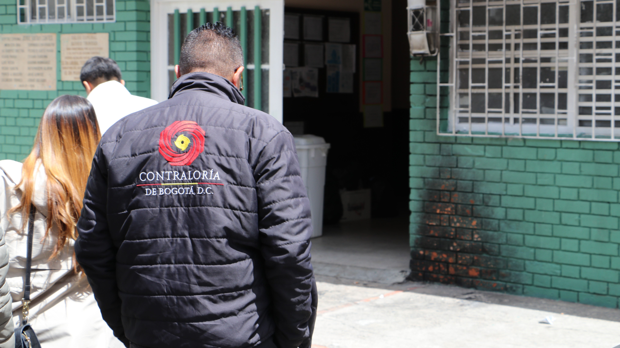 Con nuestro equipo de la Dirección de Integración Social, visitamos estos espacios distribuidos en las 20 localidades de Bogotá, en los cuales se invierten más de $11.000 millones para su funcionamiento. Seguimos vigilando los recursos de los bogotanos.