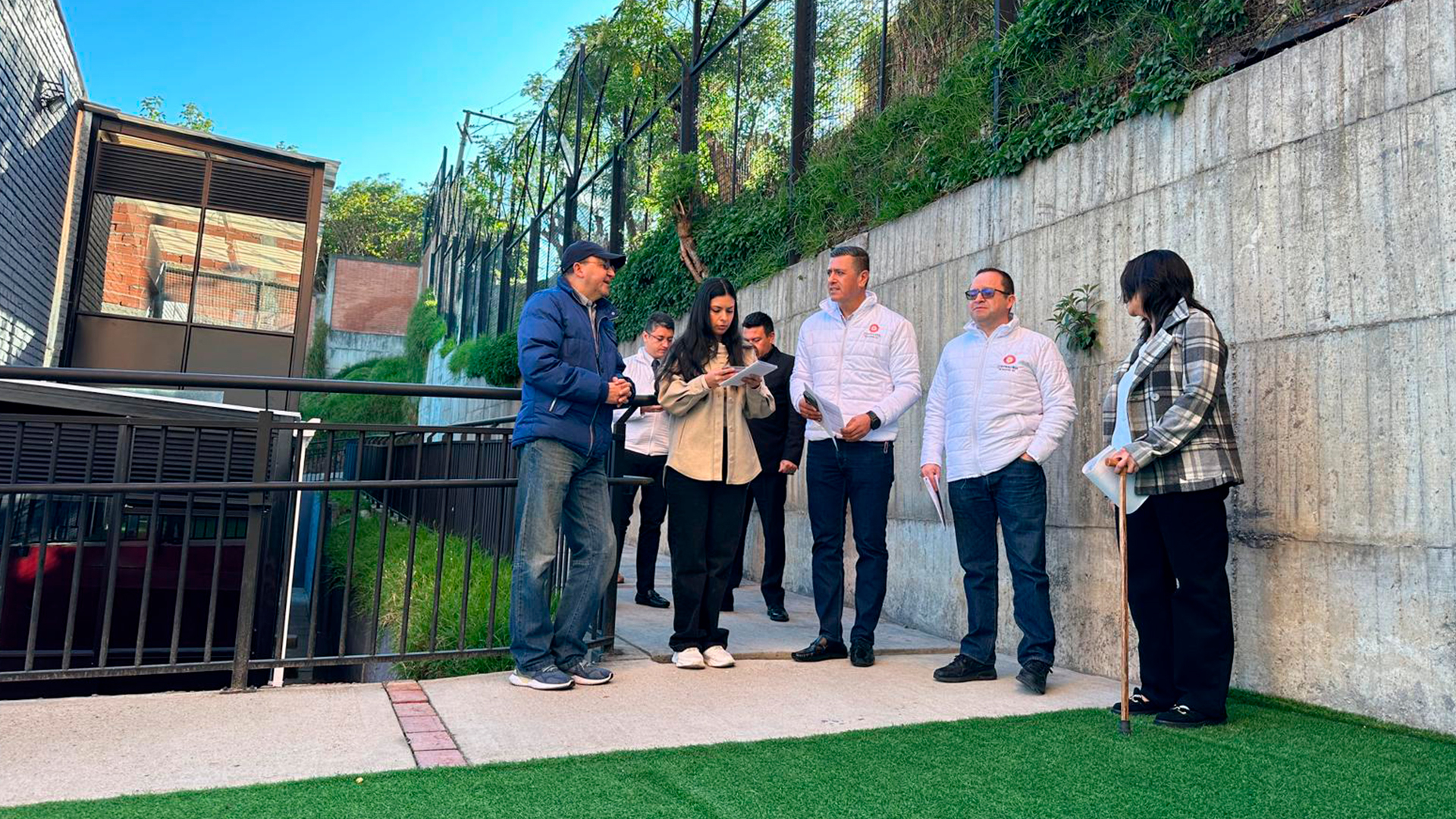 Con los equipos de las distintas sectoriales de la Contraloría de Bogotá, recorrimos 20 instituciones educativas para verificar los avances en sus construcciones, o correcta ejecución en obras de mejoramiento.