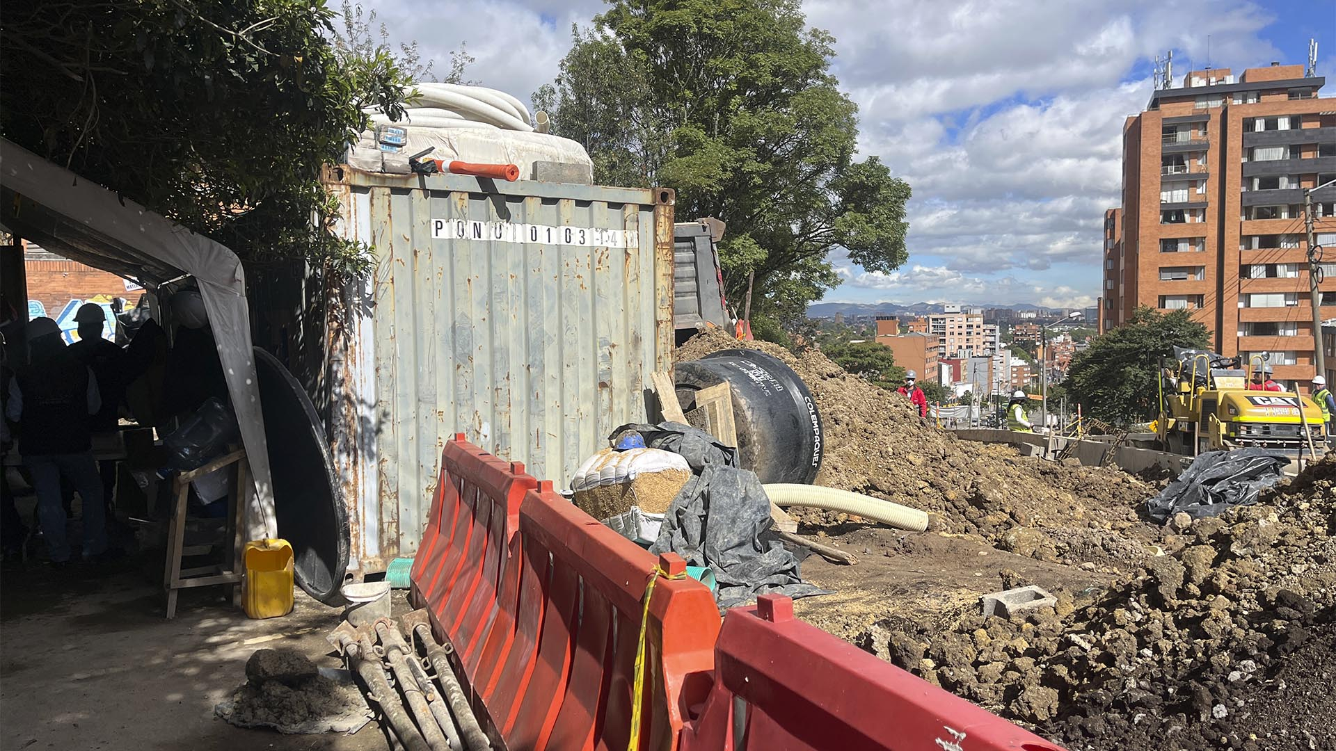 La Dirección Sectorial de Movilidad llevó a cabo un recorrido por las obras de la avenida Francisco Miranda (calle 45 entre carreras 5a y 7a), donde se evidenció un atraso del 21 %. Ante esto, la Contraloría hará un seguimiento constante a este proyecto que busca beneficiar a los habitantes de la Localidad de Chapinero.
