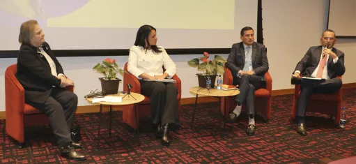 Contralor de Bogotá Julián Ruiz en el foro "Pasado, Presente y Futuro del Control Fiscal"
