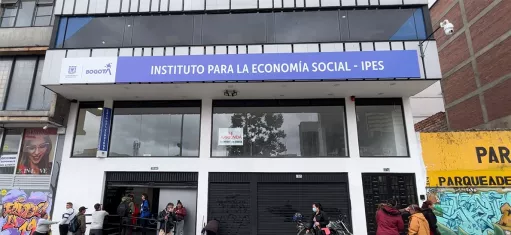 Fachada del Instituto para la Economía Social -IPES