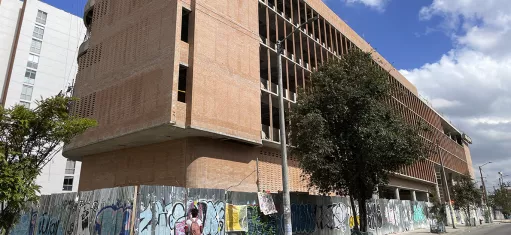 Fachada del colegio Hipotecho Feliza Bursztyn de Bogotá
