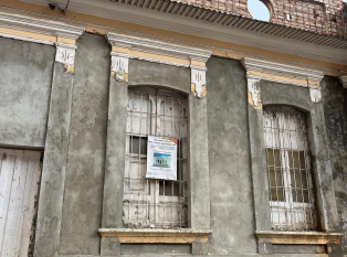 La Contraloría de Bogotá realizó un maratónico recorrido por seis localidades donde visitó las obras de alto impacto que se ejecutan en los barrios con recursos de los Fondos de Desarrollo Local. La jornada llevada a cabo en Los Mártires, Santa Fé, Teusaquillo, Bosa, Kennedy y Puente Aranda, fue liderada por el Director de Participación Ciudadana y Desarrollo Local de la Contraloría, Andrés Rojas.